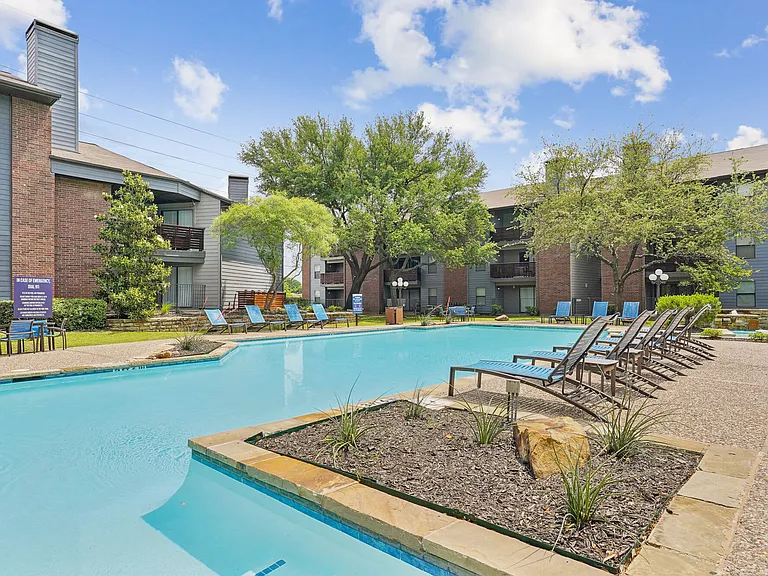 Vantage Point Apartments — Photo 20
