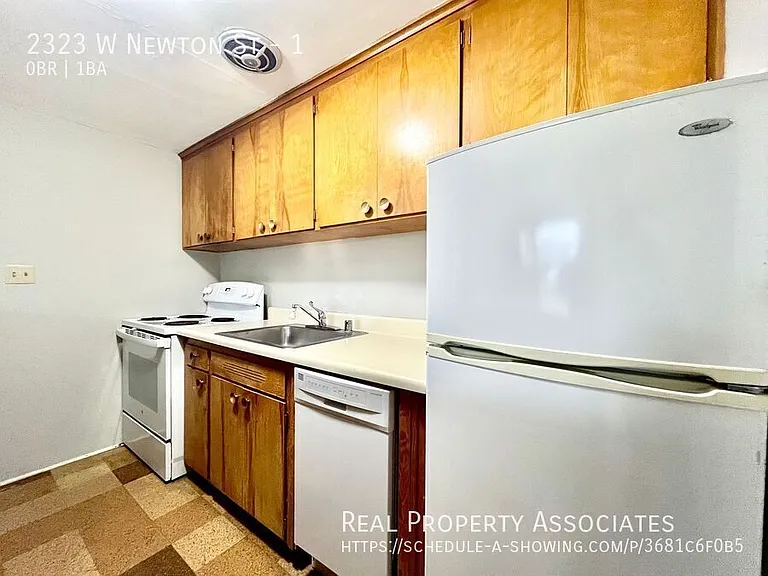 2323 W Newton St #1 — Photo 8