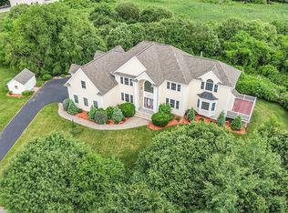 4 Hay Bale Rd, Andover, MA 01810