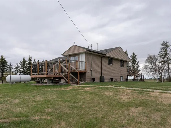 48107 E Range Road 220, Camrose County, AB T0B 3M3