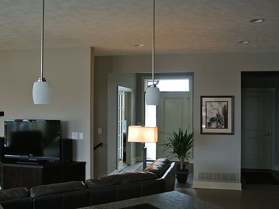 3rd image of 5705 N 159th St