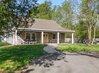 38 Rocky Hill Rd #B, Amesbury, MA 01913