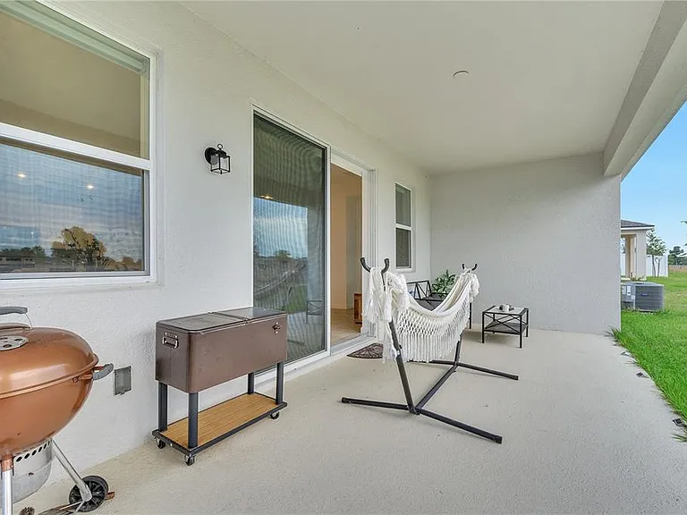 1098 Boardwalk Pl — Photo 32