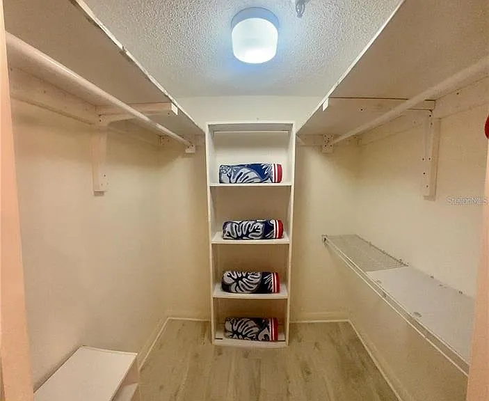 5950 Pelican Bay Plz S #505 — Photo 29