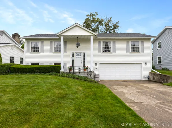 718 Liberty Ln, Lombard, IL 60148