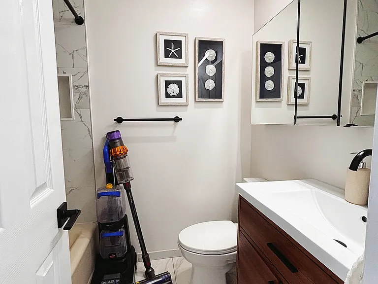 240-52 Oak Park Dr — Photo 10