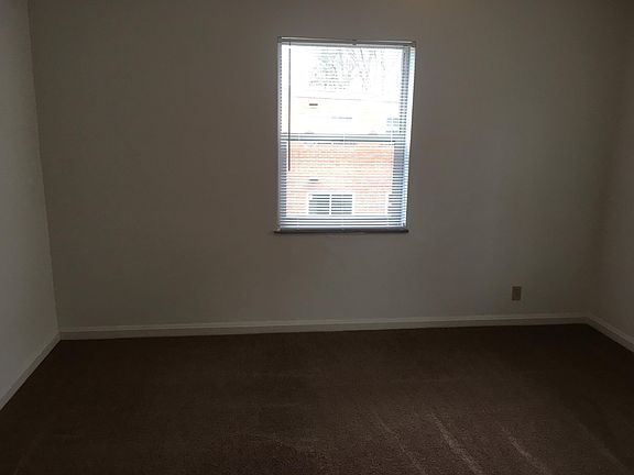 3rd image of 4403 Erie Ave APT 4