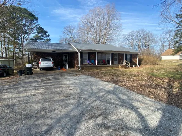 645 Old McKenzie Rd, Mc Kenzie, TN 38201