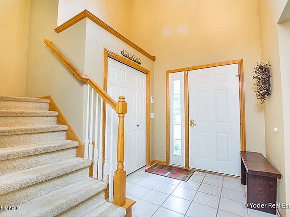 5th image of 10530 Scenic Bluff Ln SE