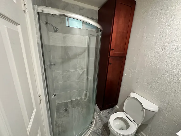3282 Maple Leaf Ct #D — Photo 3