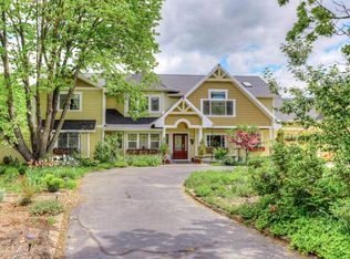 670 Old Stage Rd, Central Point, OR 97502