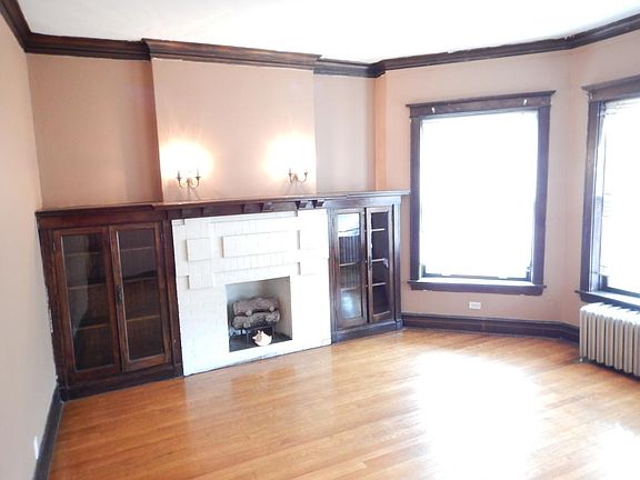 5th image of 3056 W Logan Blvd #2