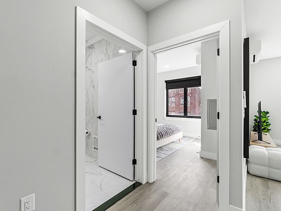 5th image of 80 Romaine Ave #5D