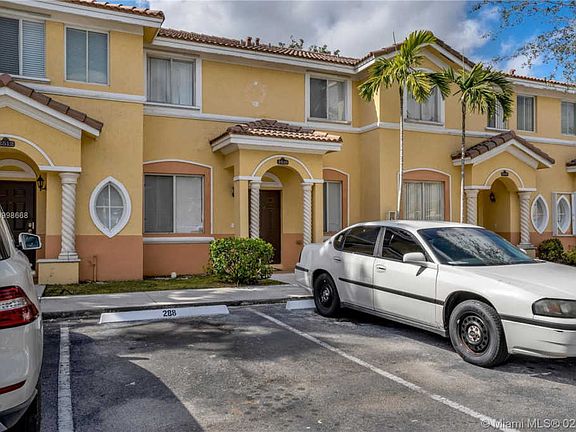 2nd image of 2510 SE 14th Ave #288