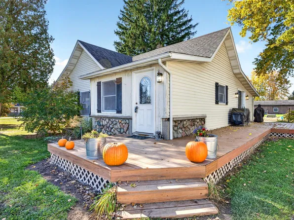 3522 Nine Mile Rd, Remus, MI 49340