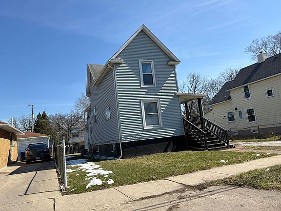 3rd image of 623 N Jackson St