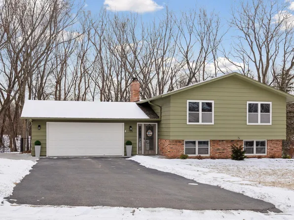 735 Windemere Dr, Plymouth, MN 55441