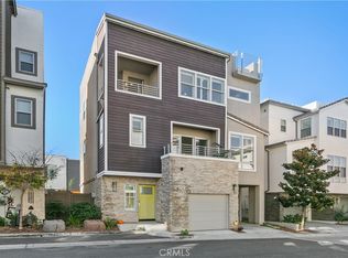 2109 Two Harbors Cir, Costa Mesa, CA 92627