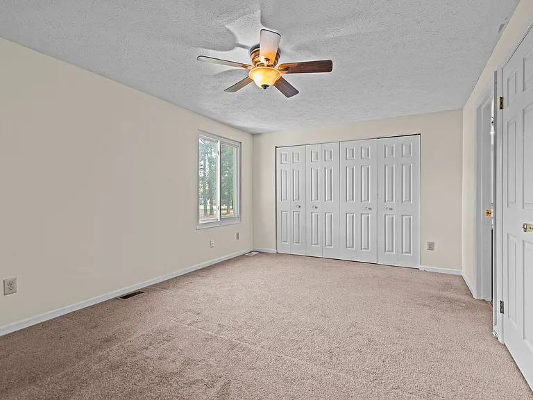 528 Chanticlar Ct — Photo 17