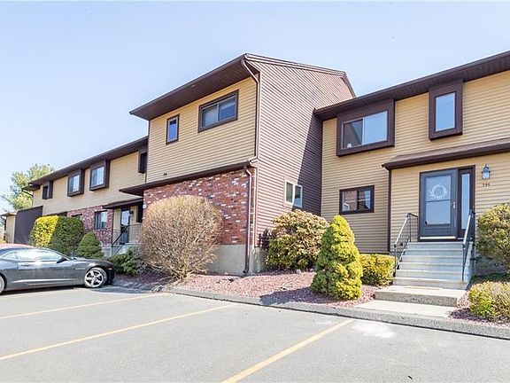 4th image of 706 Summer Hill Dr