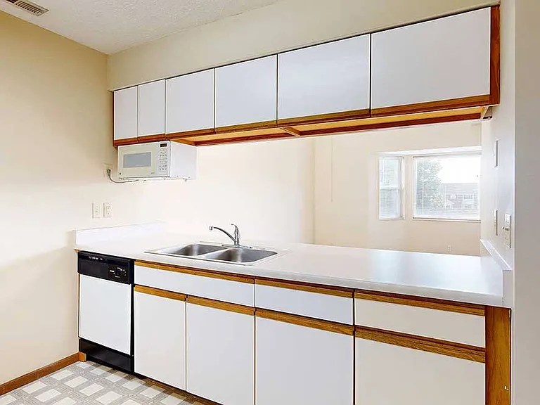 Pine Lake Heights Apartments — Photo 89