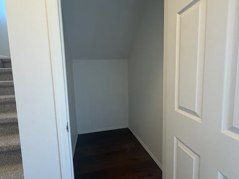 304 N Wellwood Ave #3 — Photo 9