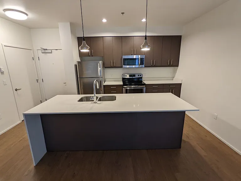 Viewpoint Terrace Apartments — Photo 121