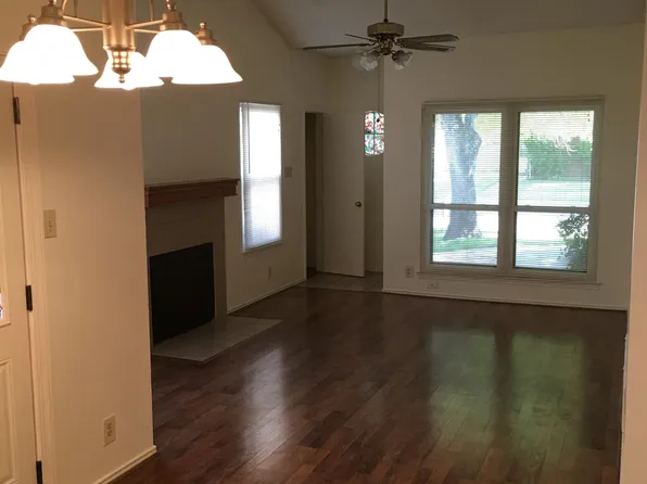 3437 Ridge Smoke, San Antonio, TX 78247