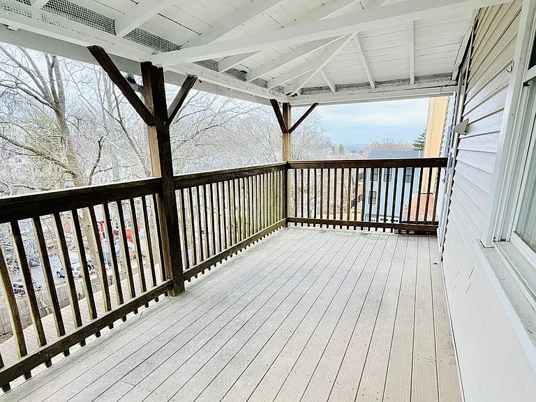 89 Glendower Rd #3 — Photo 23