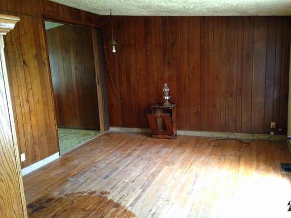 4th image of 2139 W Westfield Cir