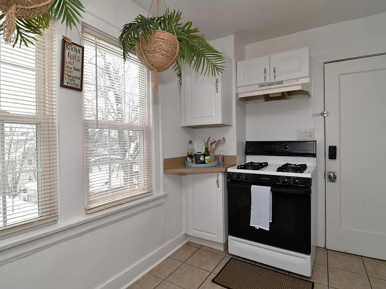 1756 Lee Rd — Photo 14