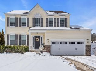 81 N Locust Ave #A, Marlton, NJ 08053