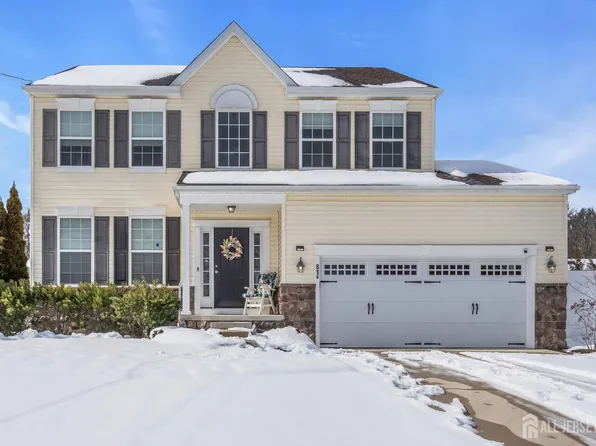 81 N Locust Ave #A, Marlton, NJ 08053