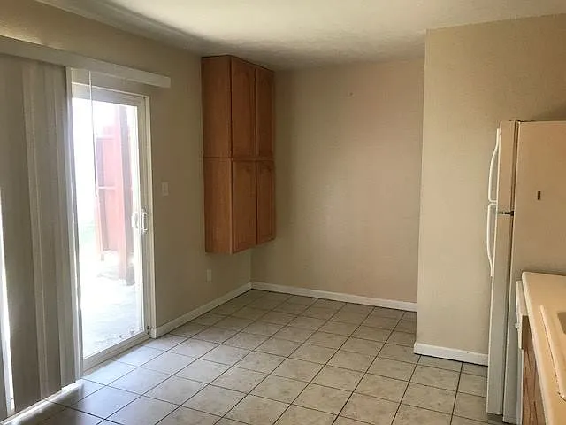 510-5 S Poplar St — Photo 12