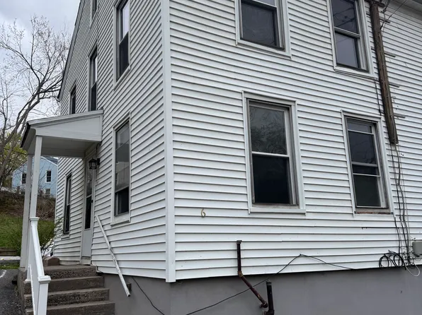 (undisclosed Address), Tariffville, CT 06081