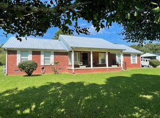 103 Jordan Ln, Hohenwald, TN 38462