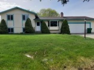 620 S Henry Rd, Greenacres, WA 99016