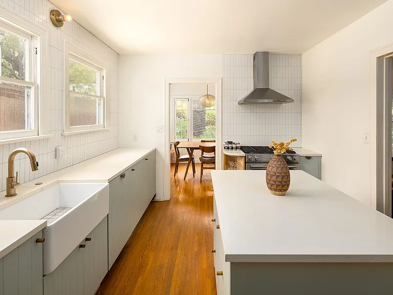 1647 N Coronado St — Photo 12