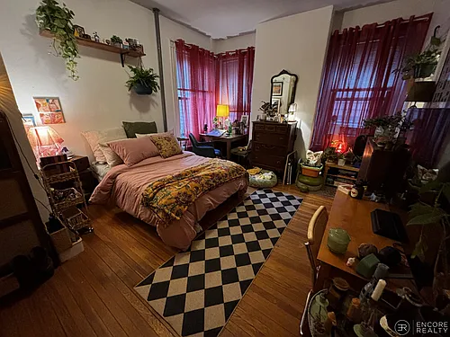 18 Davis Ave #9 Photo 1