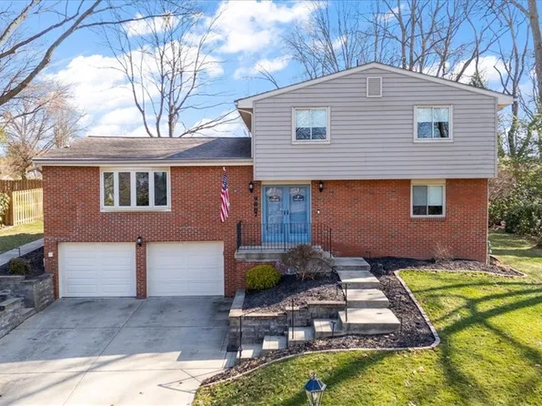 9887 W Moccasin Trl, Wexford, PA 15090