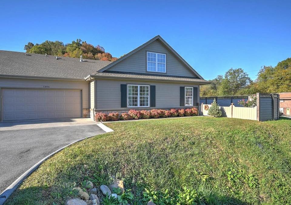 1st image of 1306 Blue Sky Ln #1306