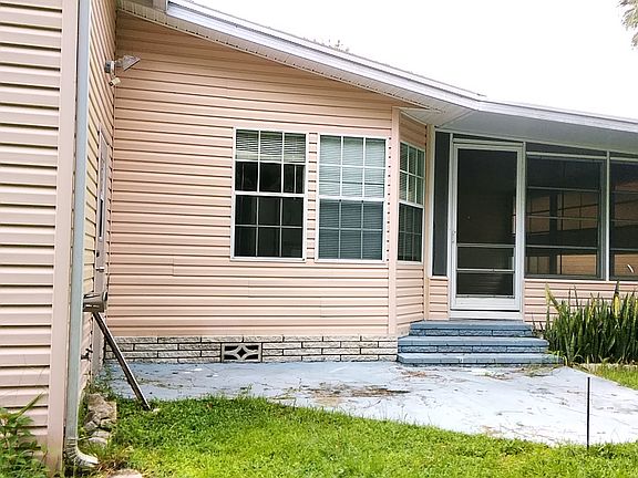3rd image of 2254 Swan Pl