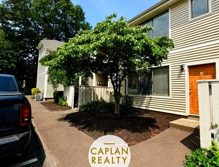 463 Whalley Ave #E — Photo 14