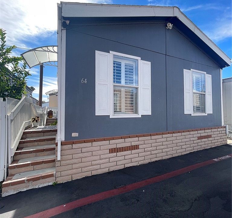 1st image of 7560 Woodman Pl Spc 64