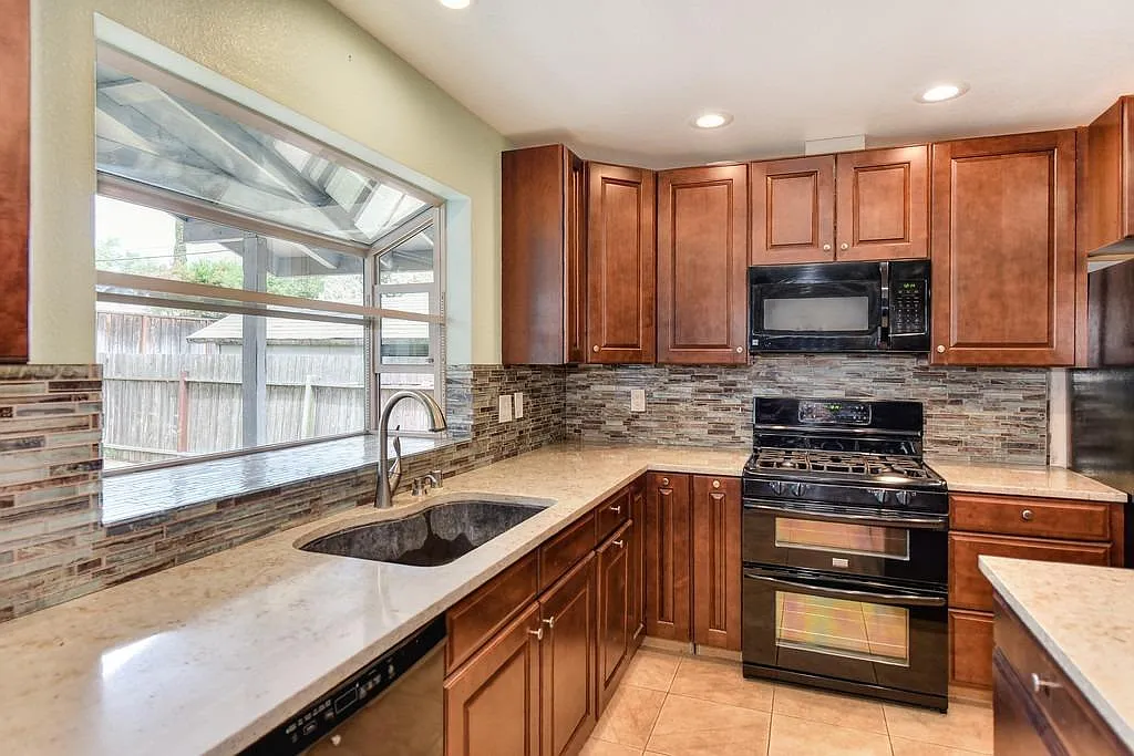 8139 Lichen Dr photo 1