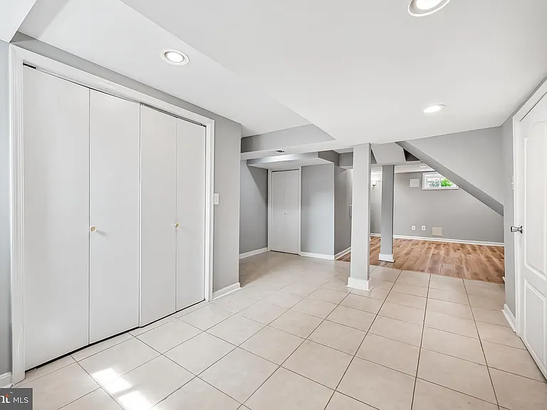 7409 25th Ave — Photo 31