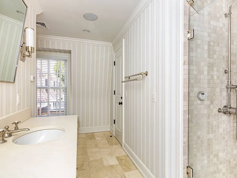 67 Lee Ave — Photo 25