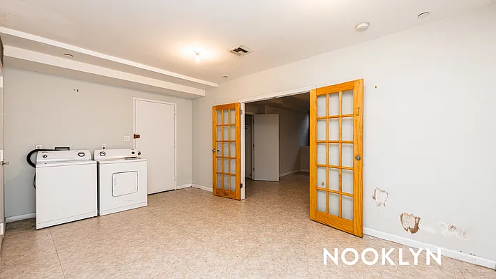 Rented by Nooklyn NYC LLC | media 6