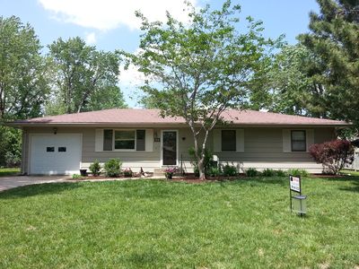 121 Harvey Dr, Manhattan, KS, 66502