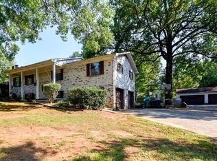 1449 Hillvale Rd, Louisville, TN 37777
